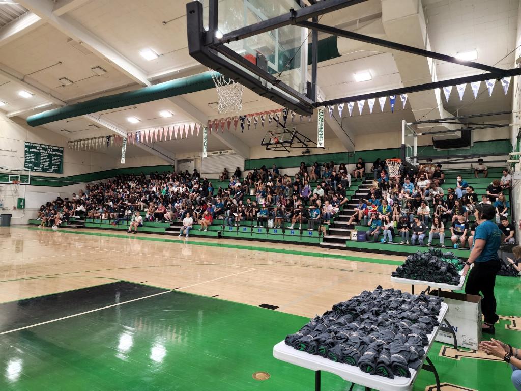 Link Crew works to immerse new students into EC culture