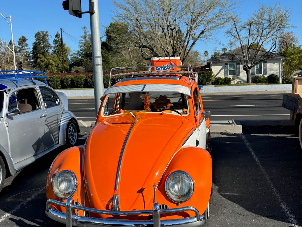 EC Puts on Cars and Coffee&nbsp;Fundraiser