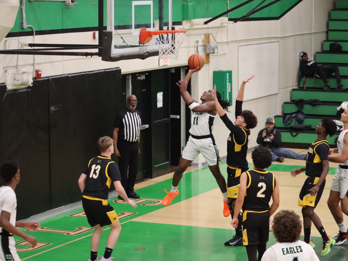 Sports Update 2/10: Girls soccer finishes undefeated in&nbsp;league